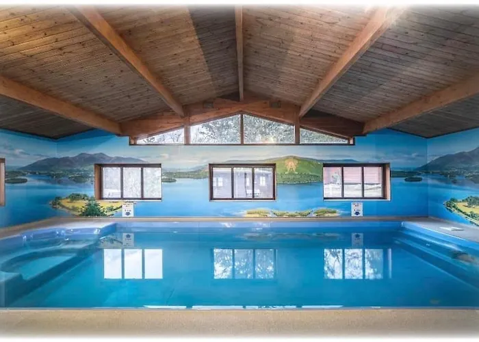 בית נופש Blelham Tarn Rustic In Tranquil Woodland *